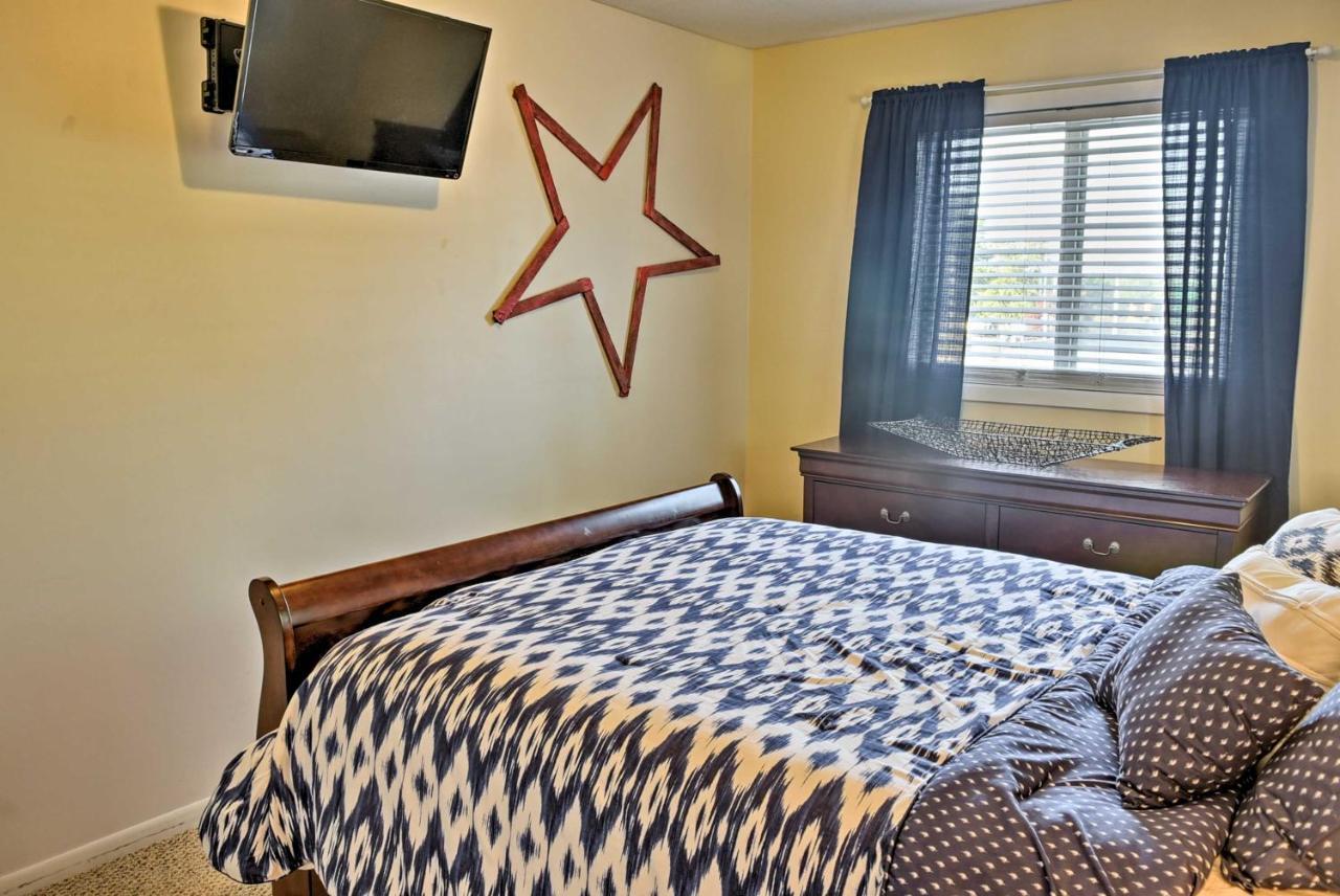 East Tawas Apartment Near Lake Huron And Downtown! Zewnętrze zdjęcie