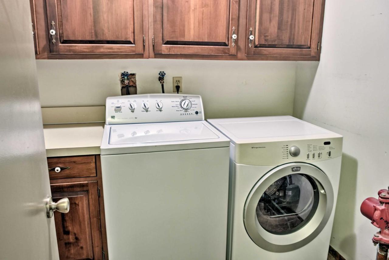 East Tawas Apartment Near Lake Huron And Downtown! Zewnętrze zdjęcie